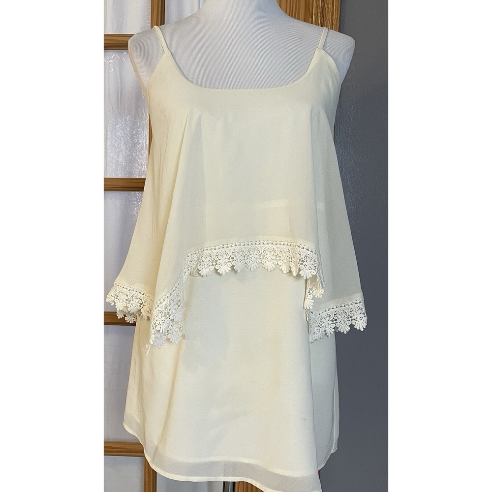 Tobi Layered Tunic Slip Blouse Sz L Ivory Embroidered Lace Accent Modern Club